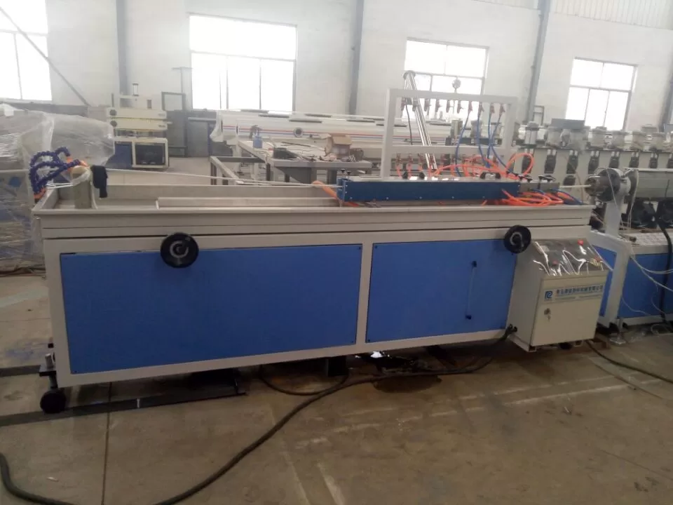 PE PVC WPC decoration profile production line